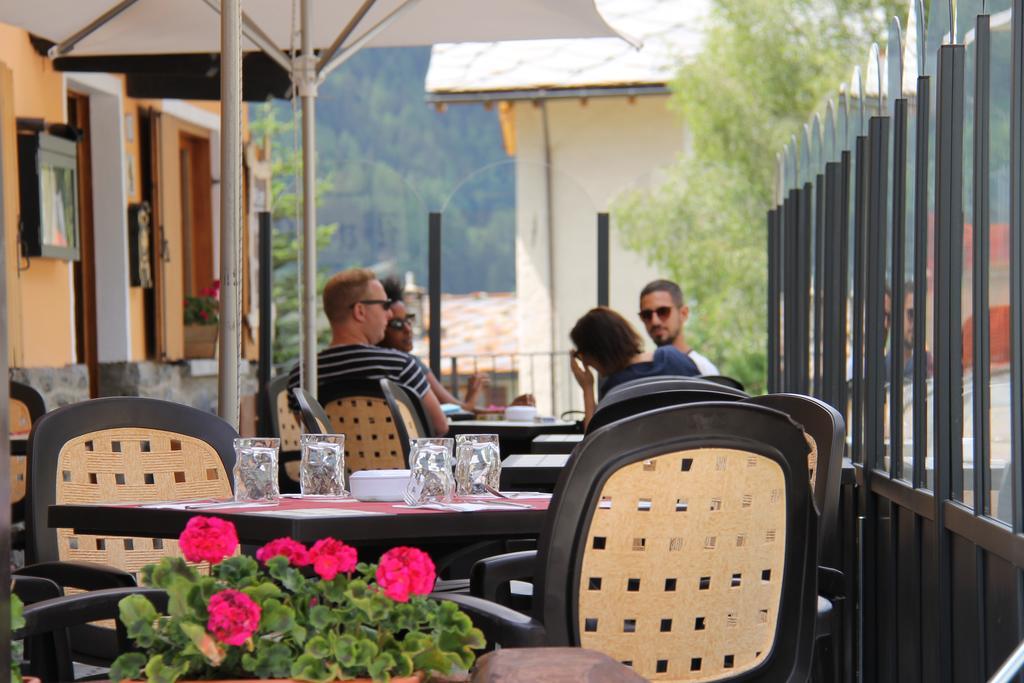 Mont Velan Chambres & Restaurant Saint-Oyen Dış mekan fotoğraf
