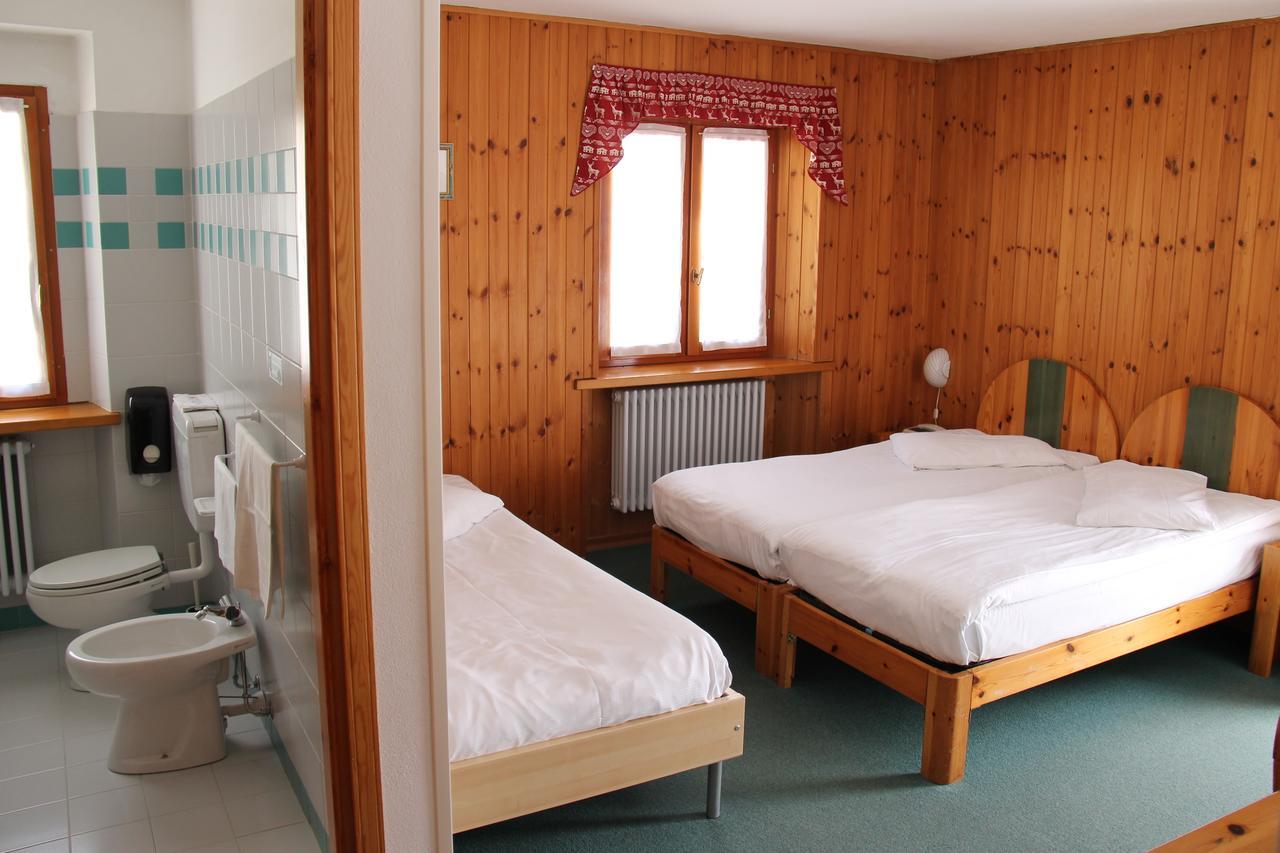 Mont Velan Chambres & Restaurant Saint-Oyen Dış mekan fotoğraf
